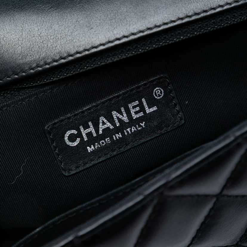 Chanel Small Quilted Lambskin Mademoiselle Chic Flap Black Leather Good condition - Box View