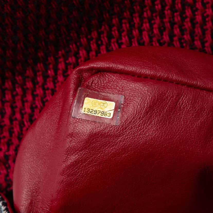 Chanel Medium CC Tweed Multi Print Double Flap Red Tweed Good condition - Box View