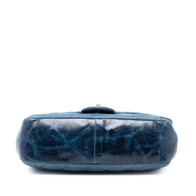 Chanel Medium Iridescent Calfskin In The Mix Flap Blue Leather Good condition - Inside View