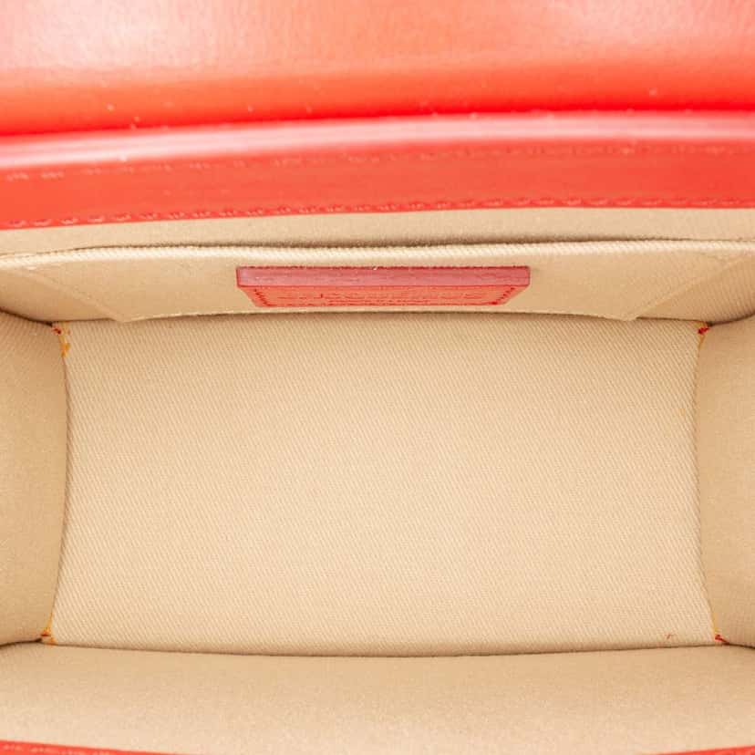 Jacquemus Leather Le Chiquito Moyen Red Leather Good condition - Model View