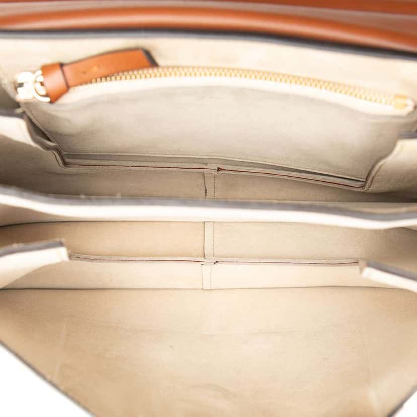 Chloé Medium Calfskin and Suede Faye Crossbody Brown Leather Good condition - Model View