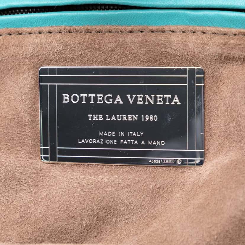 Bottega Veneta Bicolor Nappa Intrecciato The Lauren 1980 Clutch Blue Leather Good condition - Box View