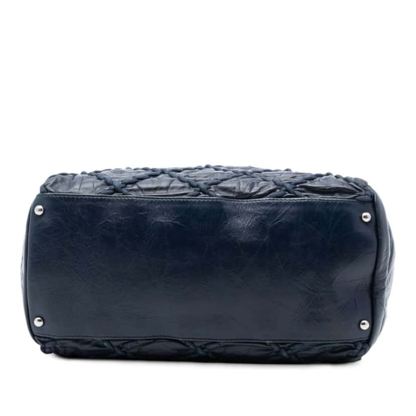 Chanel Quilted Crinkled Calfskin Ultra Stitch Bowling Bag Blue Leather Good condition - Inside View