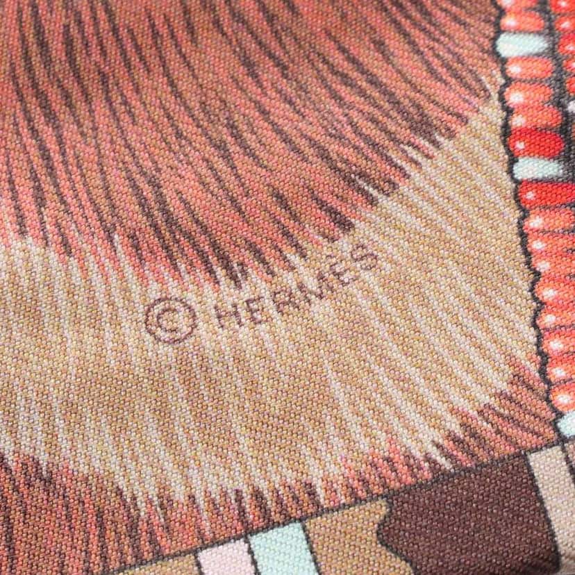 Hermès Beaded Pelages et Camouflage Precieux Silk Twilly Scarf Brown Silk Good condition - Back View