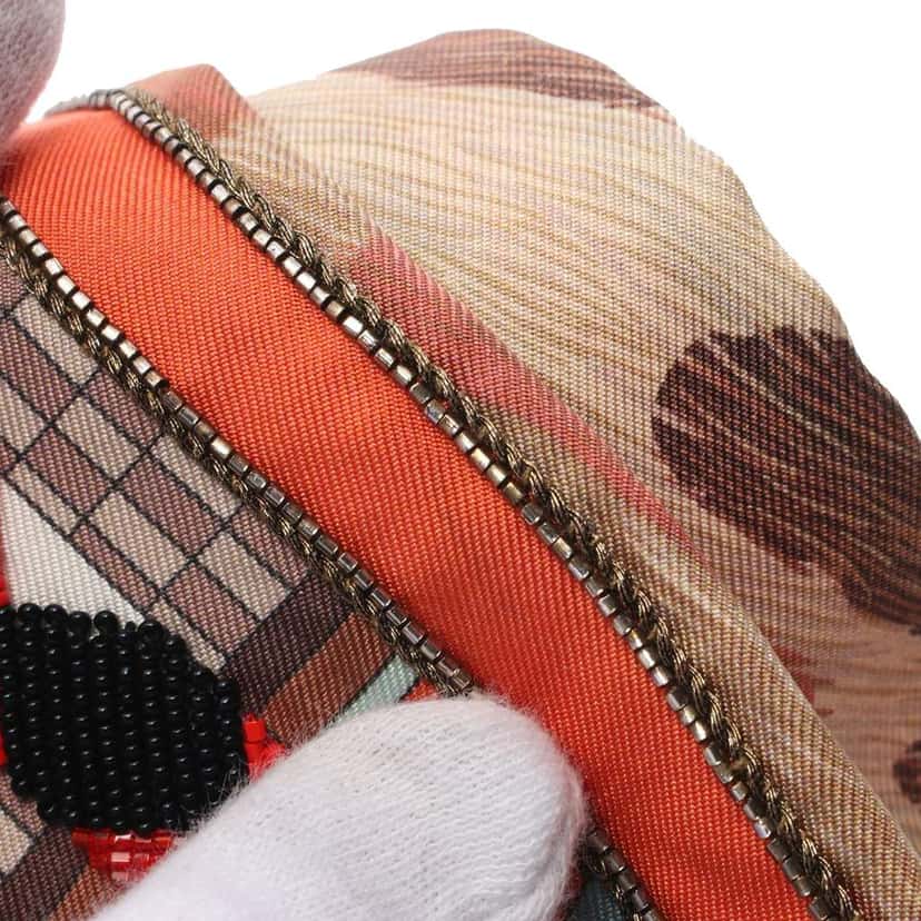 Hermès Beaded Pelages et Camouflage Precieux Silk Twilly Scarf Brown Silk Good condition - Model View