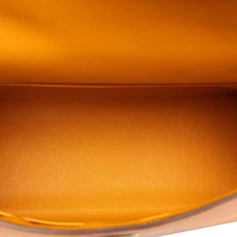 Hermès Epsom Kelly II Sellier 32 Yellow Leather Good condition - Model View