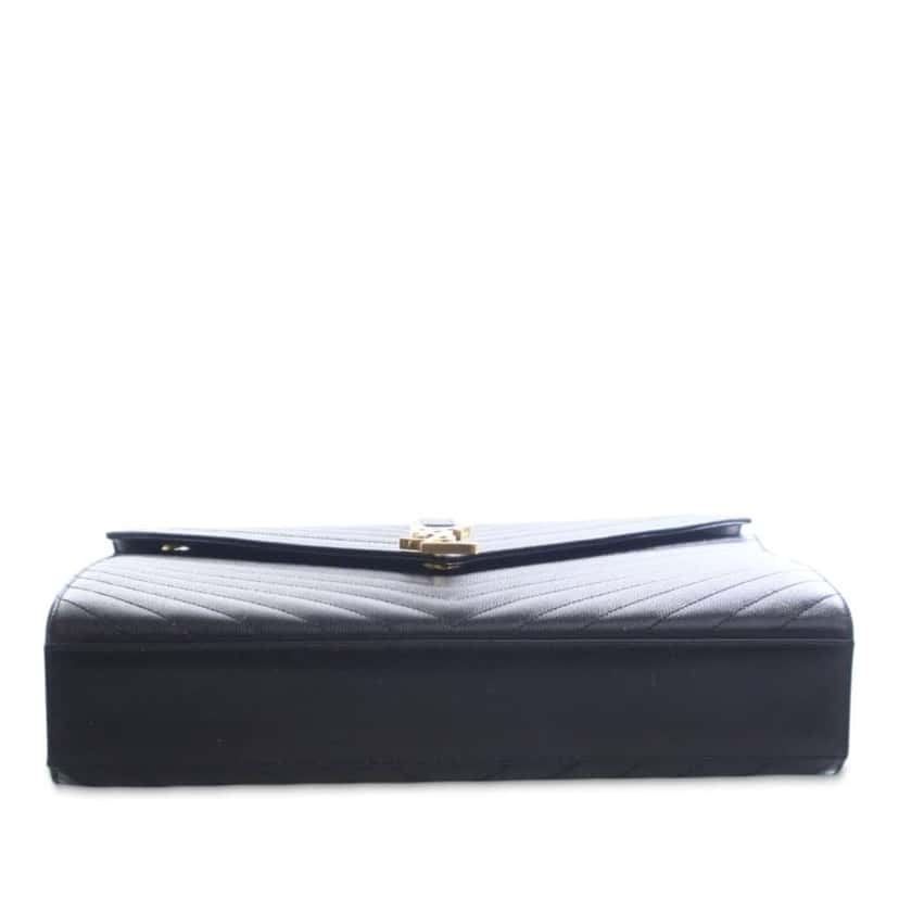 Saint Laurent Large Grain de Poudre Monogram Chevron Envelope Bag Black Leather Good condition - Model View