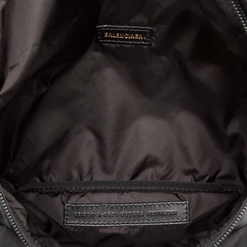 Balenciaga Nylon Logo Wheel Belt Bag Black Good condition - Model View