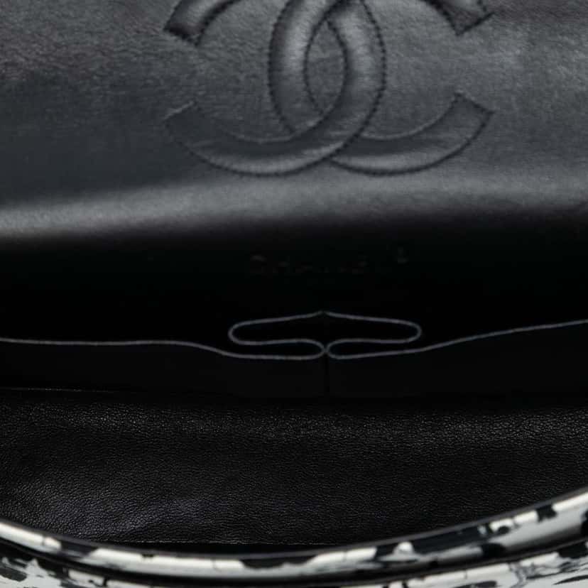 Chanel Medium Classic Canvas Coco Mademoiselle Double Flap White Canvas Good condition - Model View