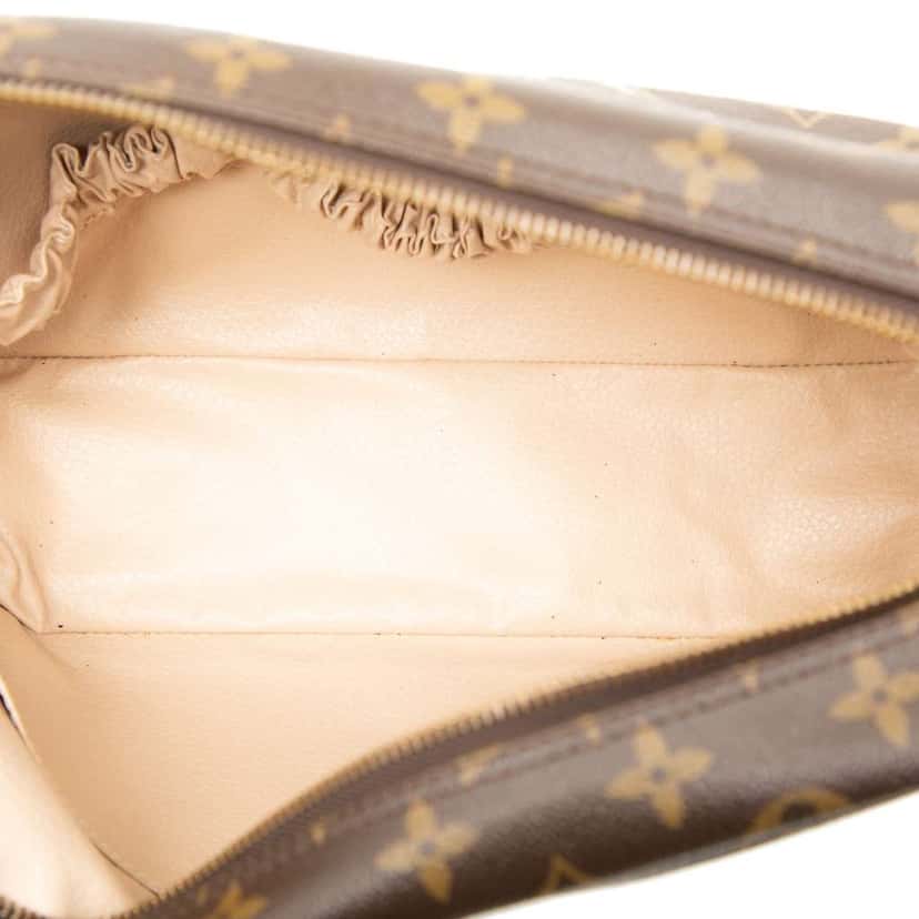 Louis Vuitton Monogram Trousse Toilette 28 Brown Good condition - Model View