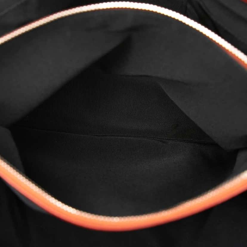 Chanel Small Quilted Iridescent Calfskin New Bubble Tote Orange Leather Good condition - Model View