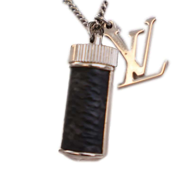 Louis Vuitton Silver Plated Monogram Eclipse Charms Necklace Silver Metal Good condition - Front View