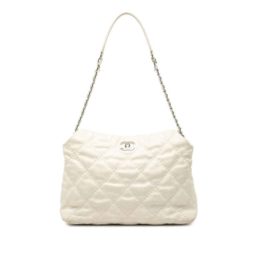 Chanel Quilted Lambskin Love Me Tender Hobo White Leather Good condition - Front View
