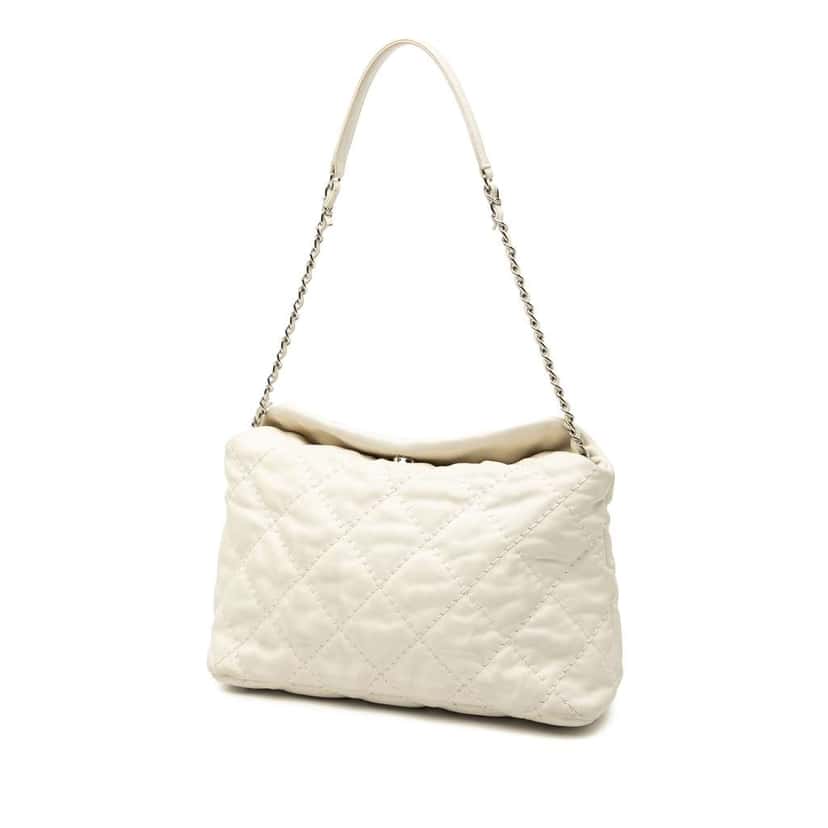 Chanel Quilted Lambskin Love Me Tender Hobo White Leather Good condition - Back View