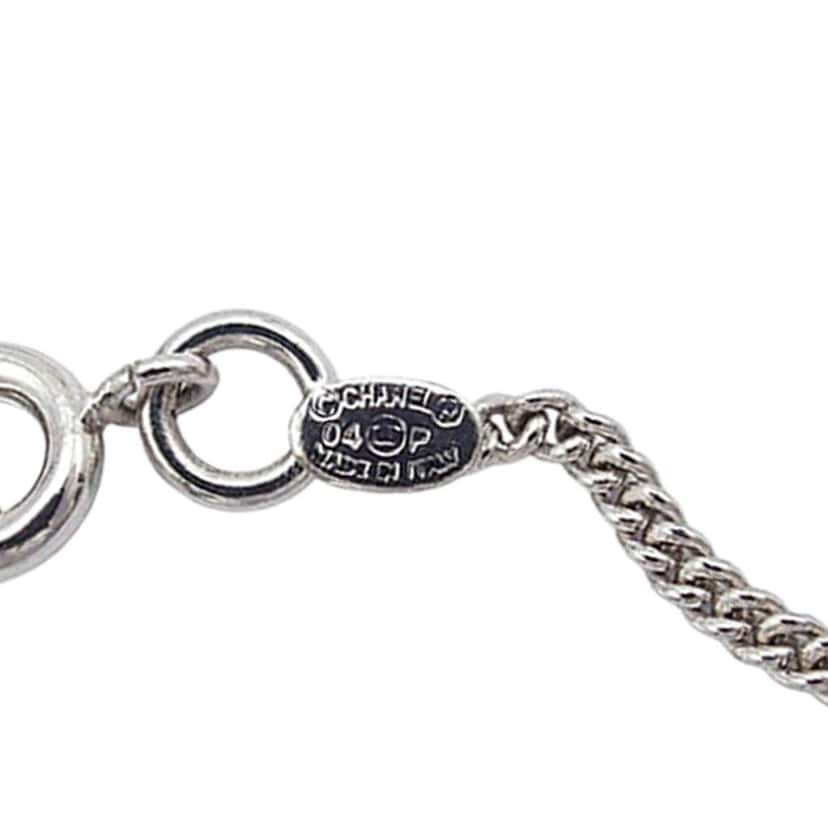 Chanel Silver Plated CC Heart Pendant Necklace Silver Metal Good condition - Box View