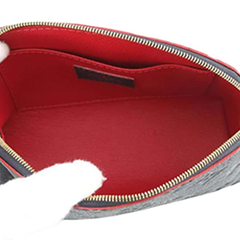 Louis Vuitton Monogram Empreinte Pochette Cosmetique Blue Leather Good condition - Model View