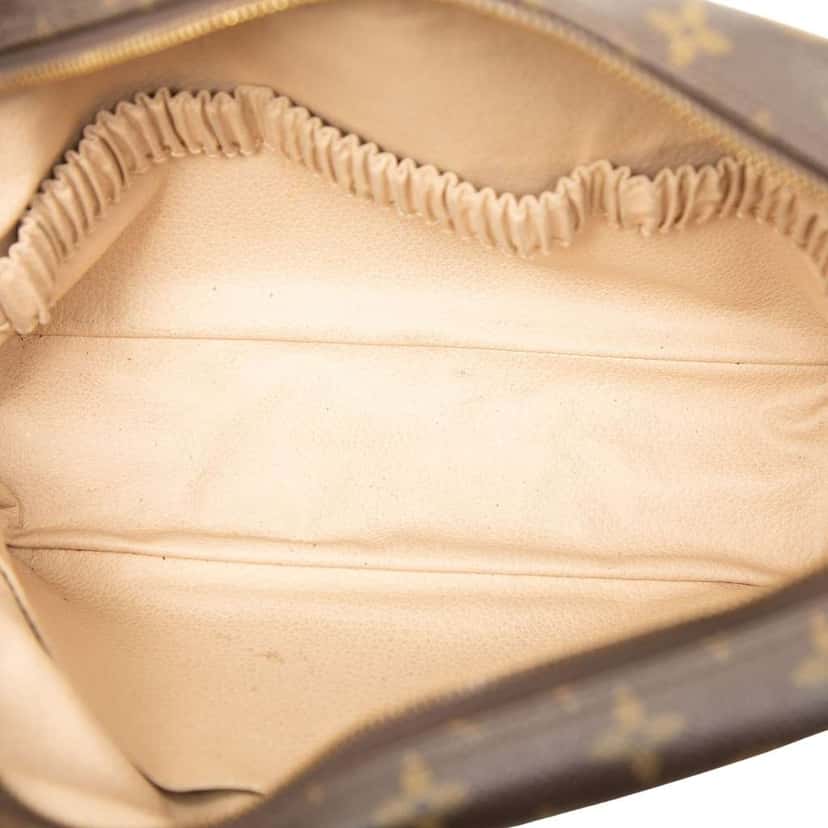 Louis Vuitton Monogram Trousse Toilette 28 Brown Good condition - Model View