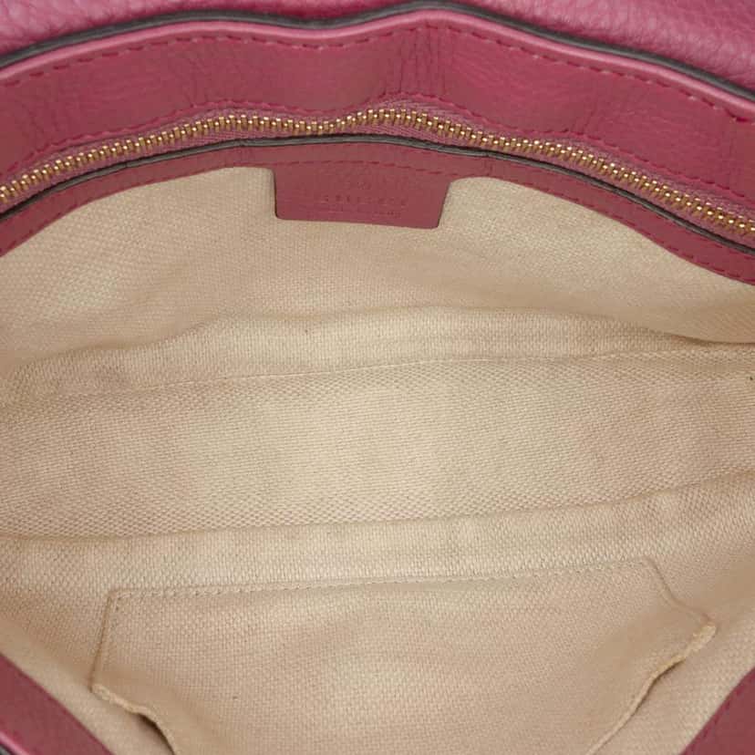 Gucci Medium Leather Soho Chain Flap Crossbody Pink Leather Good condition - Model View