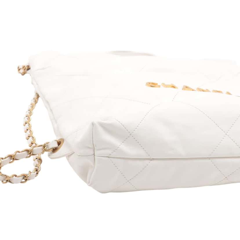 Chanel Shiny Calfskin Chanel 22 Drawstring Backpack White Leather Good condition - Box View