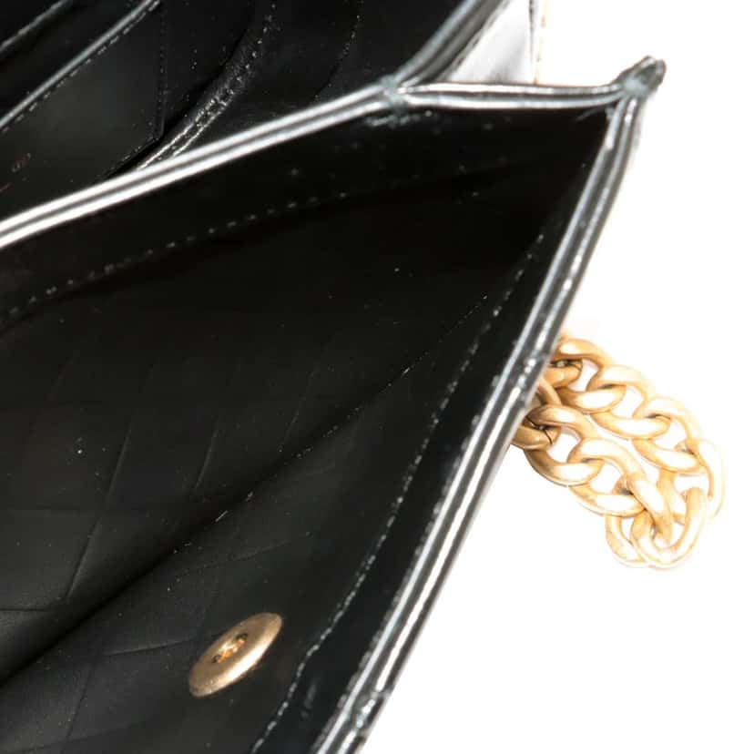 Chanel Mini CC Quilted Shiny Calfskin Round Moon Messenger Flap Black Leather Good condition - Model View