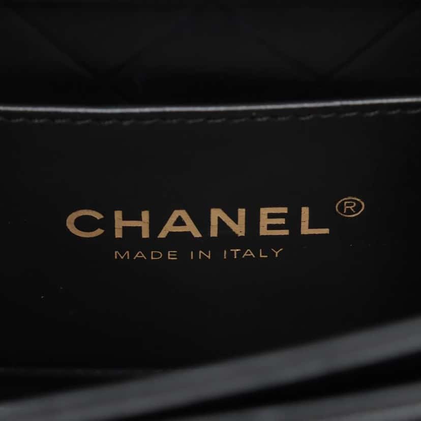 Chanel Mini CC Quilted Shiny Calfskin Round Moon Messenger Flap Black Leather Good condition - Box View