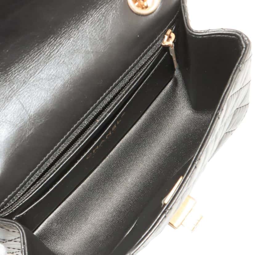 Chanel Mini Reissue 2.55 Quilted Aged Calfskin Single Flap Black Leather Good condition - Inside View