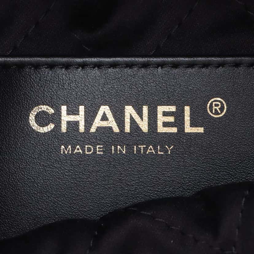 Chanel Mini Shiny Calfskin 22 Handbag Black Leather Good condition - Box View