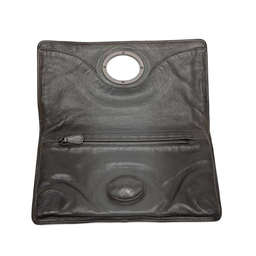 Bottega Veneta Leather Turn Lock Clutch Black Leather Very good condition - Model View