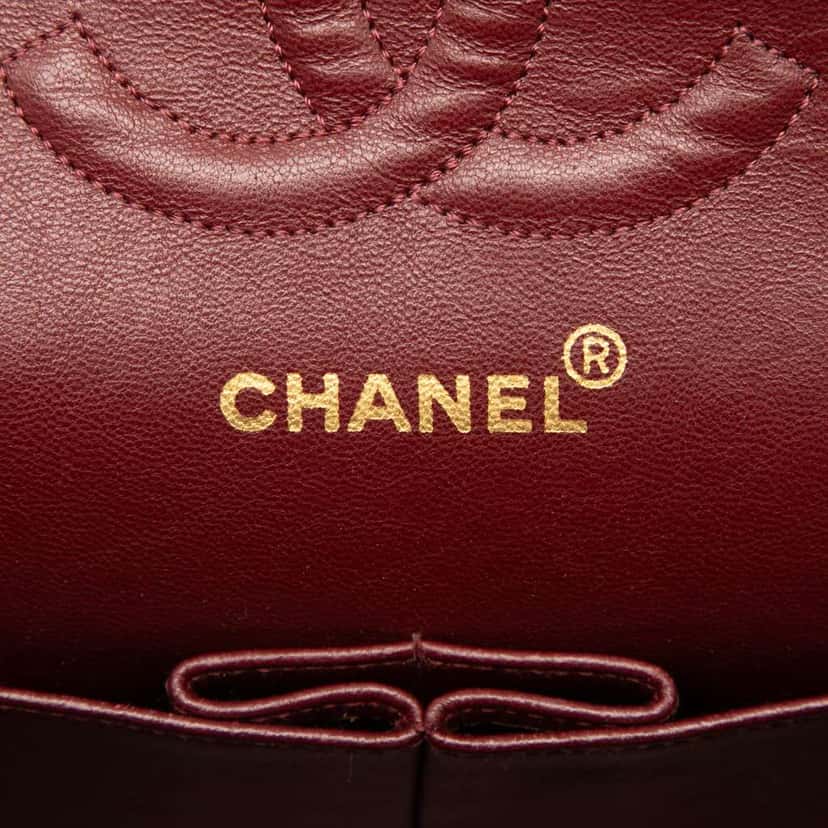 Chanel Medium Classic Lambskin Double Flap Black Leather Good condition - Box View