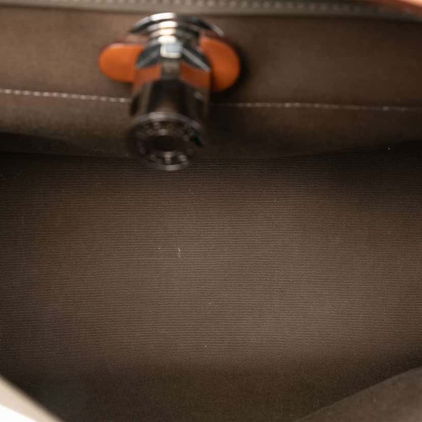 Hermès Toile Herbag Zip 31 Brown Canvas Good condition - Model View