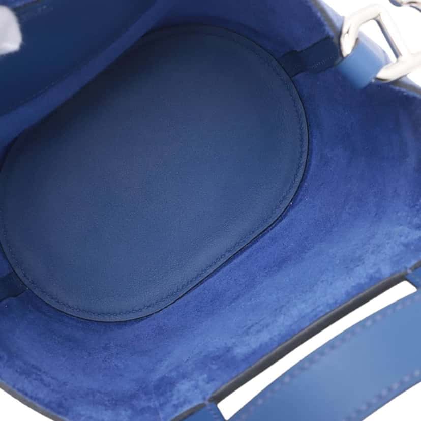 Hermès Clemence and Swift In The Loop 18 Blue Leather Good condition - Inside View