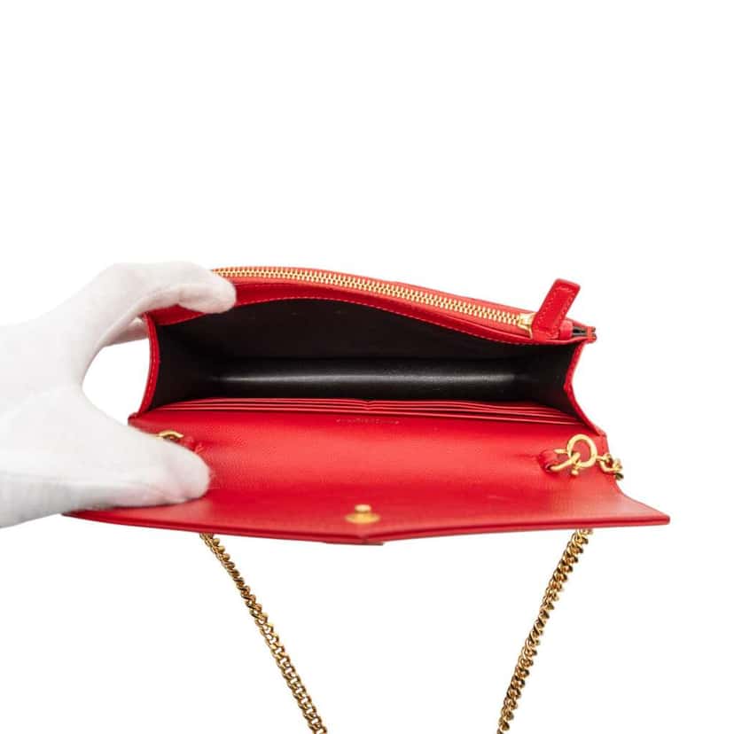 Saint Laurent Grain De Poudre Matelasse Chevron Monogram Chain Wallet Red Leather Good condition - Model View