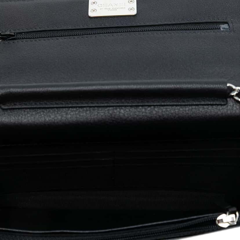 Chanel Quilted Calfskin Urban Companion Wallet on Chain Black Leather Good condition - Model View