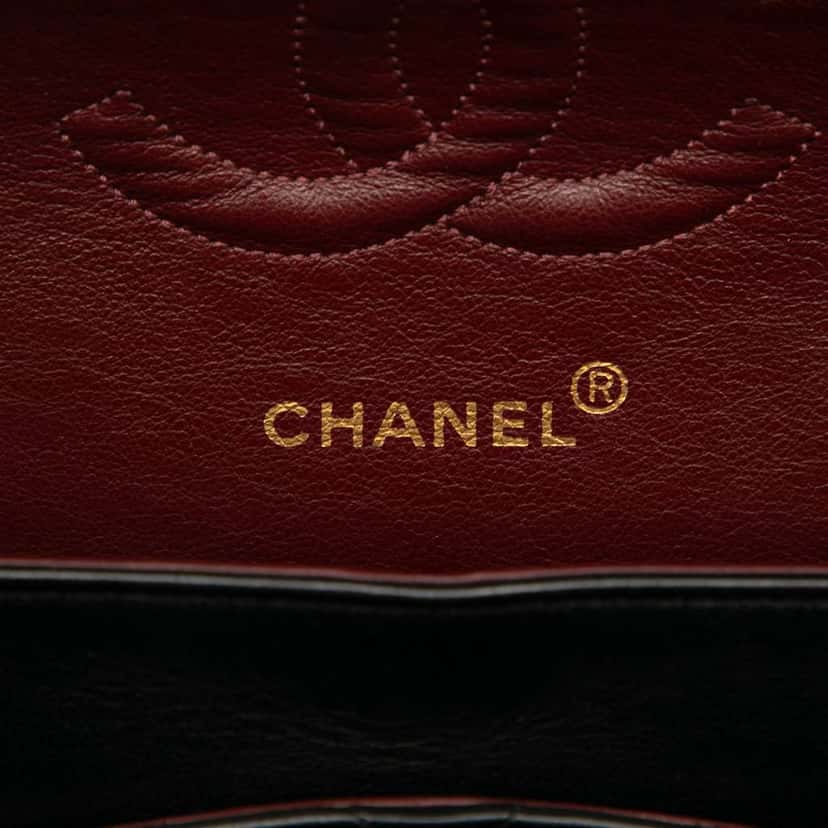 Chanel Medium Classic Lambskin Double Flap Black Leather Good condition - Box View