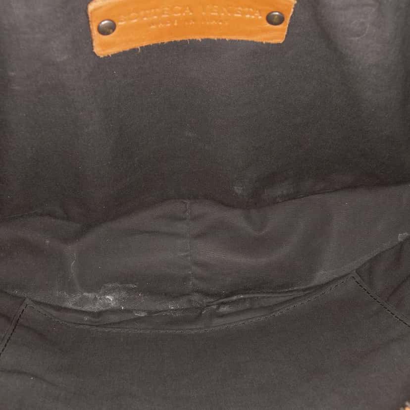 Bottega Veneta Nappa Intrecciato Belt Bag Brown Leather Good condition - Model View