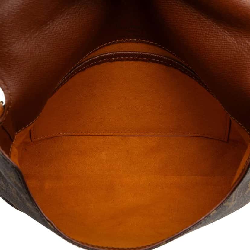 Louis Vuitton Monogram Musette Tango Short Strap Brown Good condition - Model View