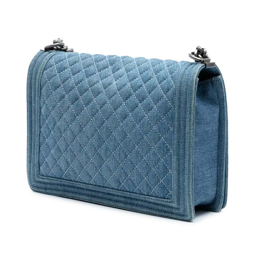 Chanel Large Quilted Denim Boy Flap Blue Denim Very good condition - Back View