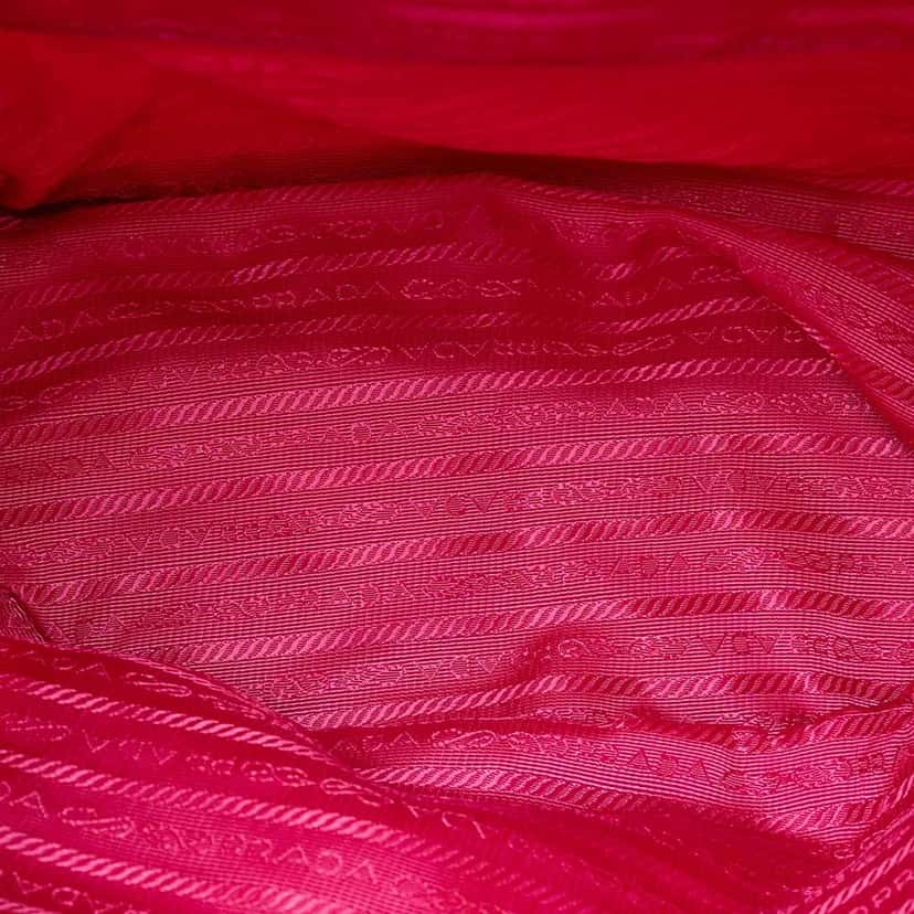 Prada Tessuto Drawstring Backpack Pink Good condition - Model View