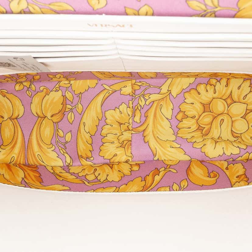 Versace Nappa Leather Virtus V Crossbody White Leather Very good condition - Model View