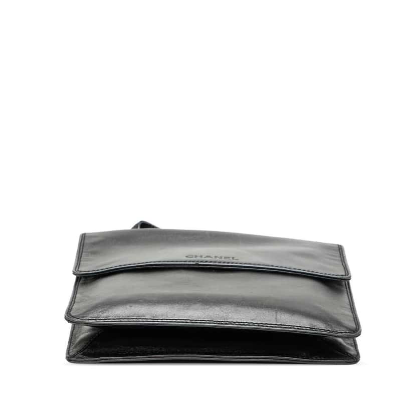 Chanel Lambskin Logo Messenger Bag Black Leather Good condition - Inside View