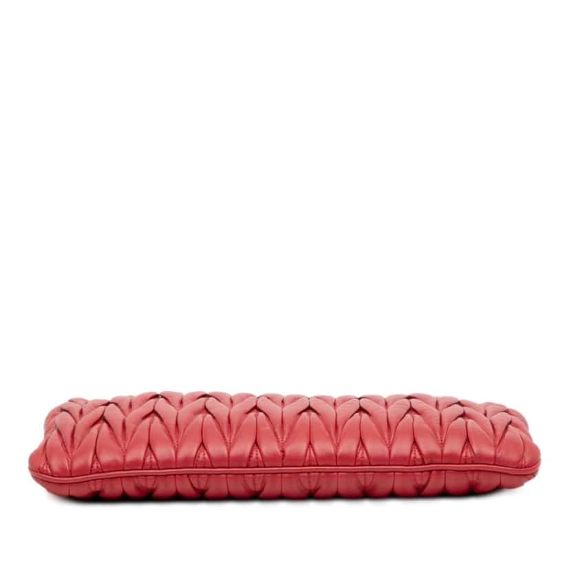 Miu Miu Matelasse Nappa Clutch Red Leather Good condition - Inside View