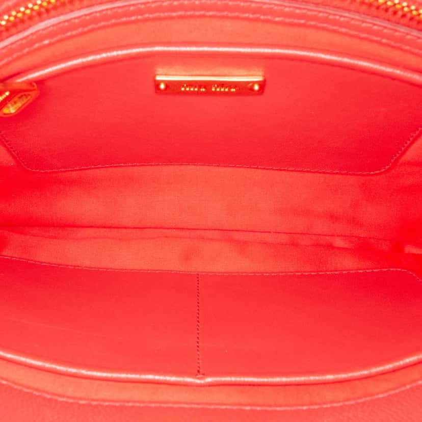Miu Miu Matelasse Nappa Clutch Red Leather Good condition - Model View