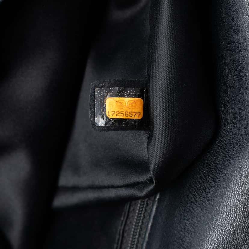 Chanel Medium CC Quilted Lambskin Sequin Single Flap Black Leather Good condition - Box View