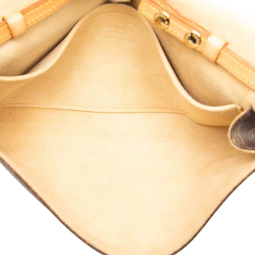 Louis Vuitton Monogram Pochette Twin GM Brown Good condition - Model View