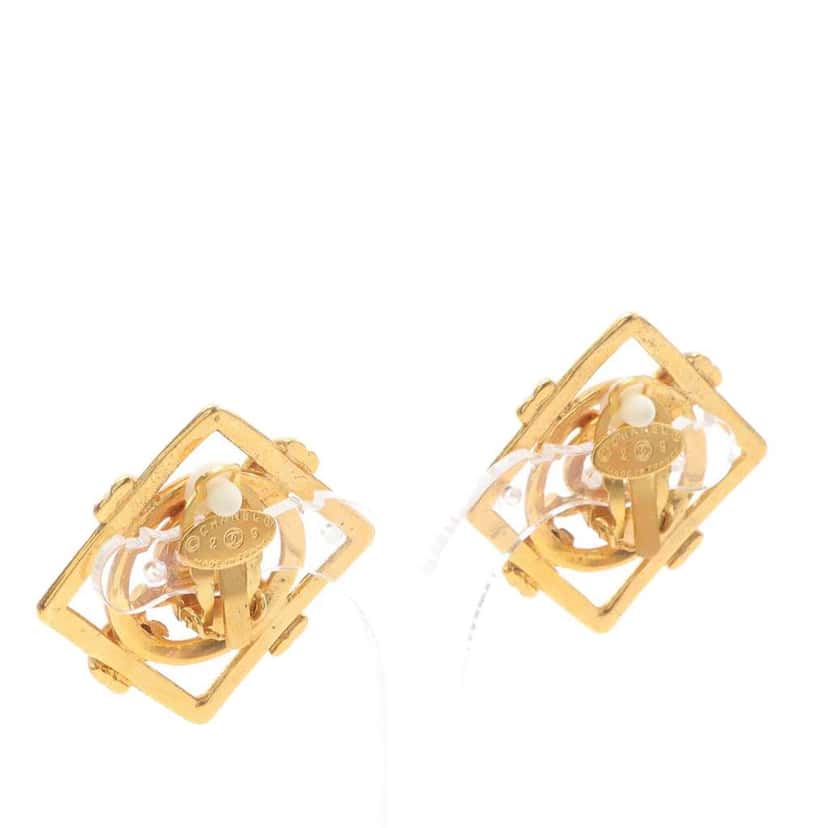 Chanel Gold Plated CC Square Frame Clip On Earrings Gold Metal Good condition - Back View