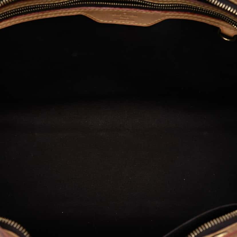Louis Vuitton Monogram Vernis Brea MM Purple Leather Good condition - Model View