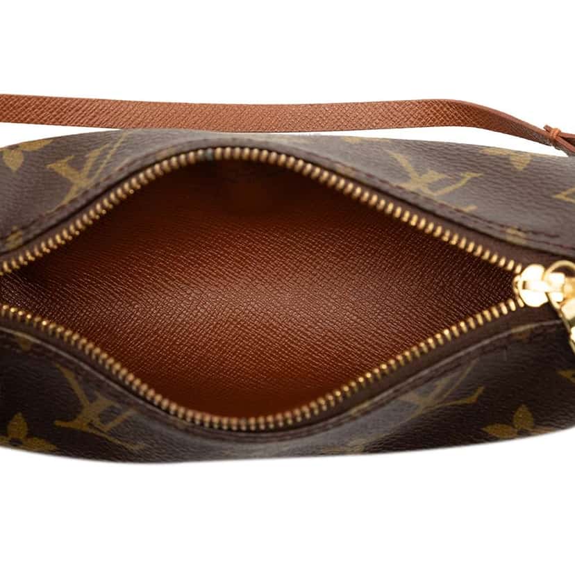 Louis Vuitton Monogram Papillon Pochette Brown Good condition - Model View