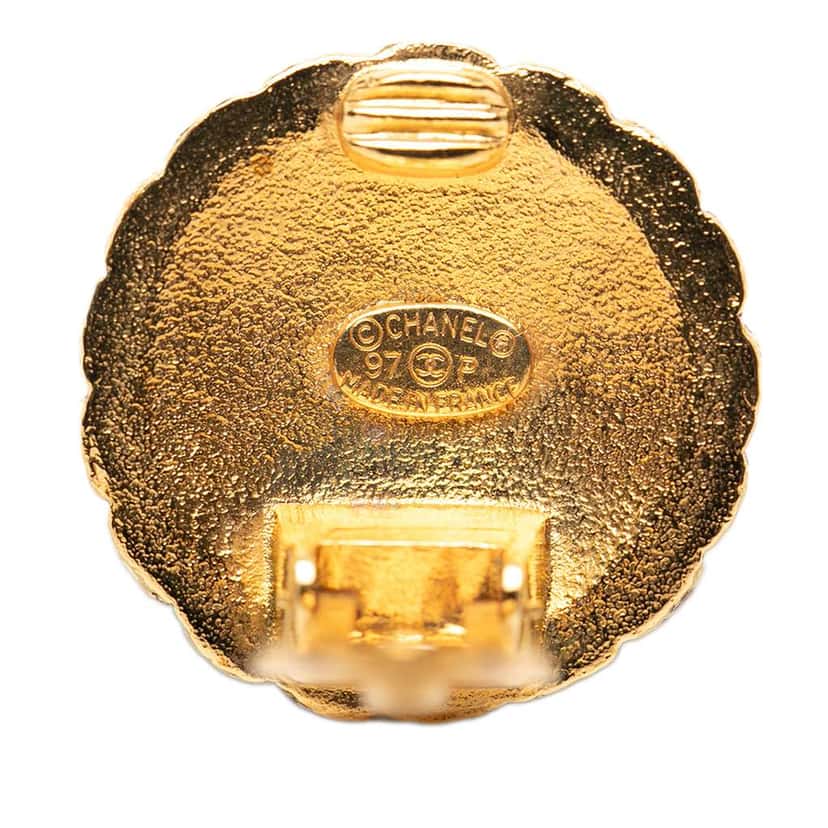 Chanel CC Gold Plated Round Clip On Earrings Gold Metal Good condition - Inside View