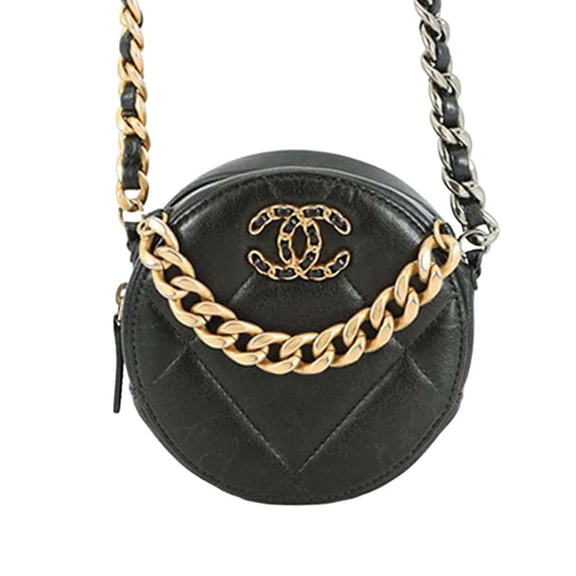 Chanel Lambskin 19 Round Clutch with Chain Black Leather Good condition - Front View