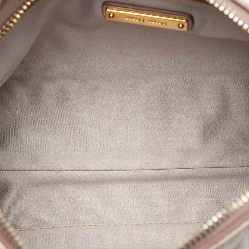 Miu Miu Matelasse Leather Bow Shoulder Bag Brown Leather Good condition - Model View